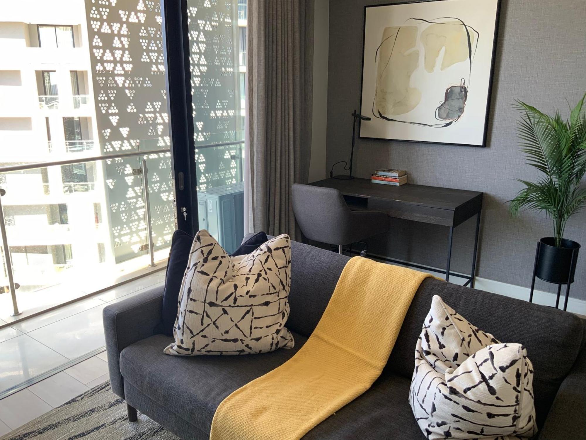 5 Star Elegant Apartments, Ellipse, Waterfall City, Midrand, Johannesburg Buitenkant foto